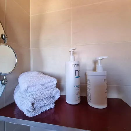 Impeccable 3-bed In Villa *