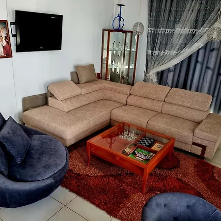 Impeccable 3-bed In Villa Nicosia