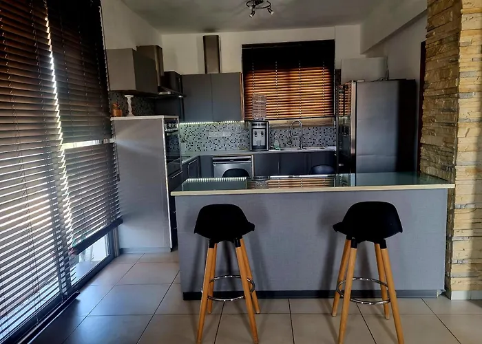 Impeccable 3-bed In Nikósie